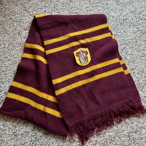 ✨Harry Potter Gryffindor Wool Scarf✨